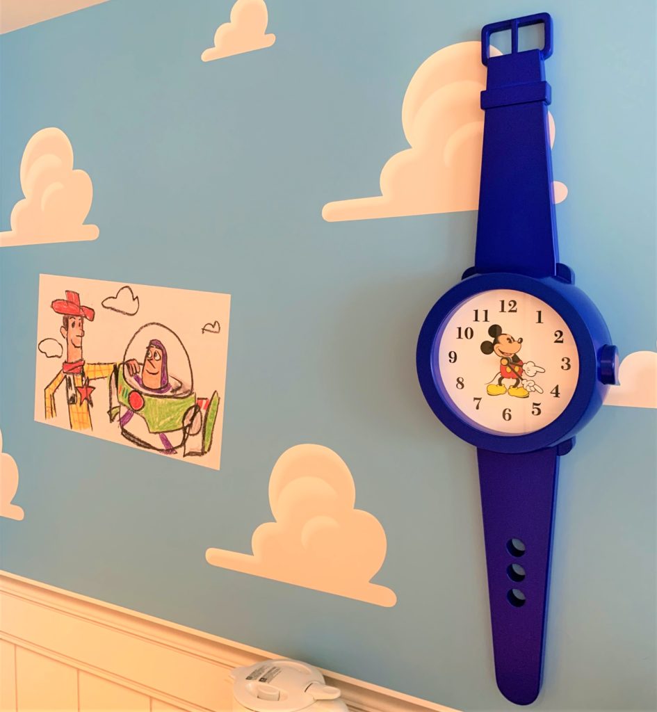 【セール】トイストーリー　アンディ部屋の壁掛け時計